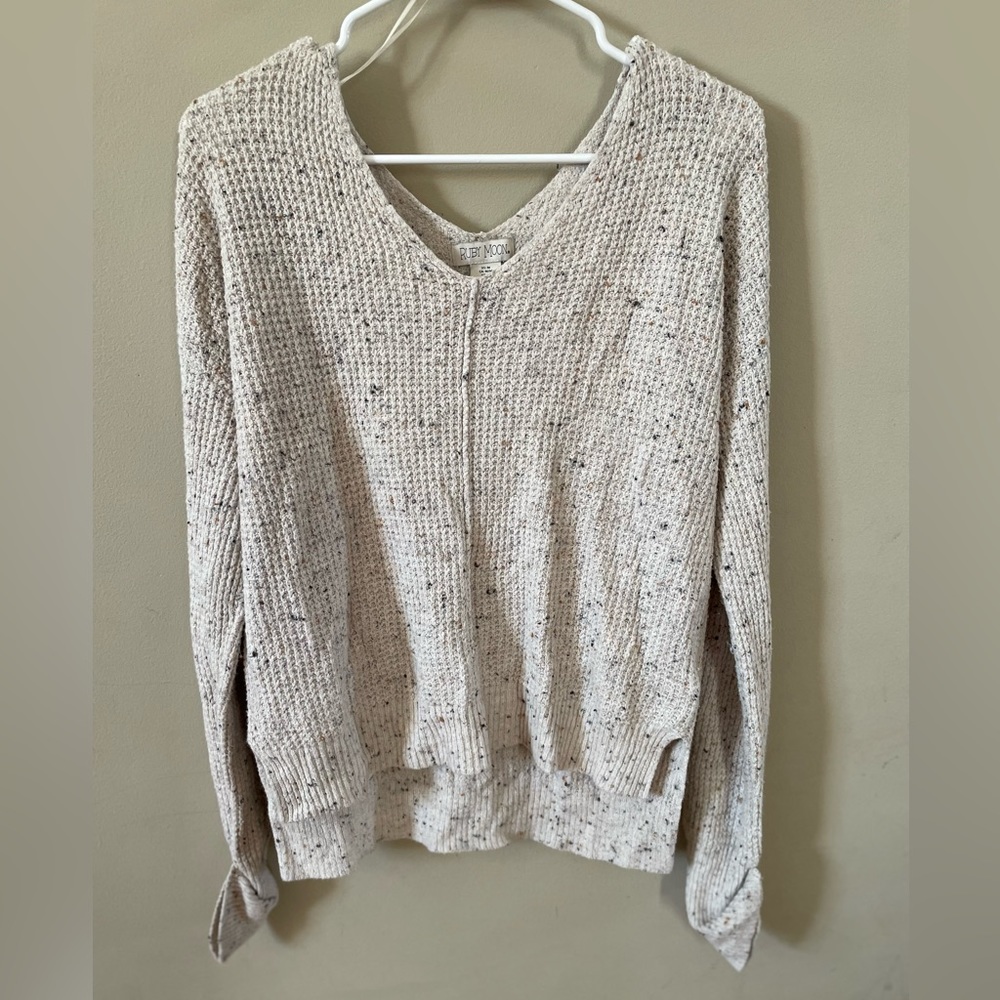 Ruby moon sweater size M